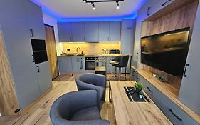 Handy Apartamenty - Mieszkania na Doby w Centrum Rzeszowa